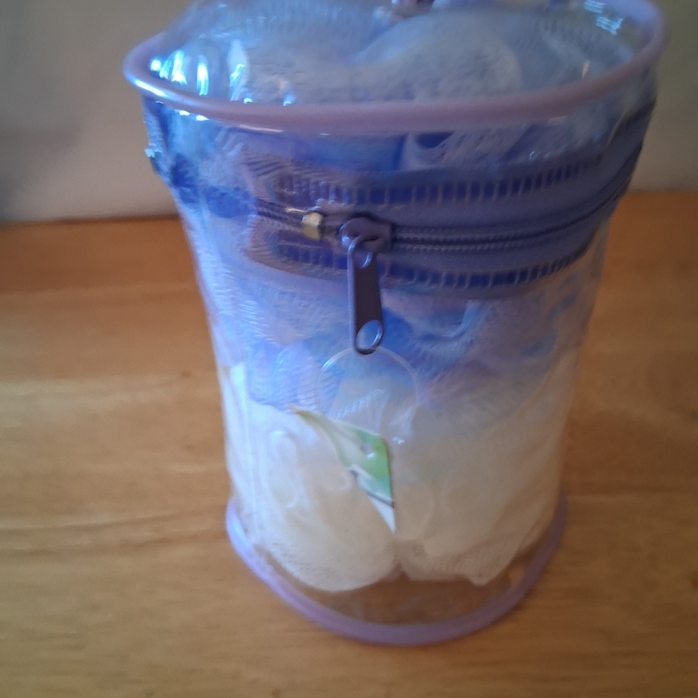 Lavender & White Bath Pouf Set with Carry Case - Picture 4 of 4